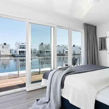 Harbour View Marina: Dachterrasse, Meerblick, Sauna, Bootsanleger Olpenitz