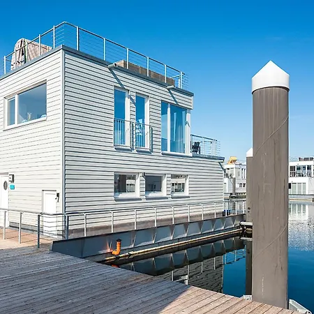 Harbour View Marina: Dachterrasse, Meerblick, Sauna, Bootsanleger