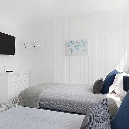 Harbour View Marina: Dachterrasse, Meerblick, Sauna, Bootsanleger Ferienhaus *