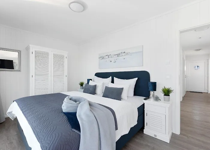 Harbour View Marina: Dachterrasse, Meerblick, Sauna, Bootsanleger * Olpenitz