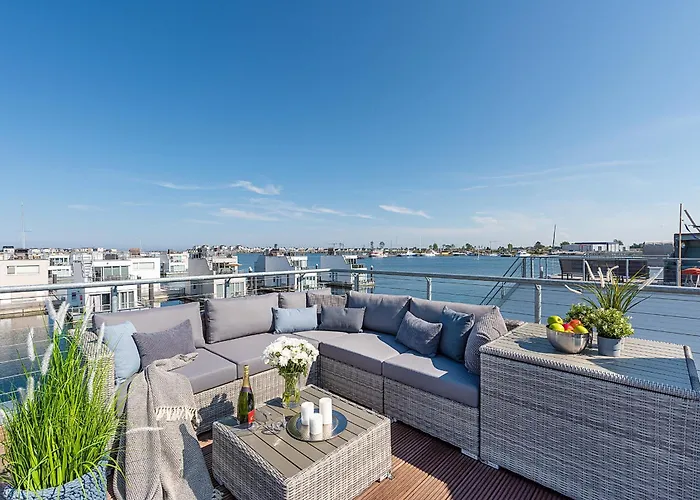 Semesterbostad Harbour View Marina: Dachterrasse, Meerblick, Sauna, Bootsanleger