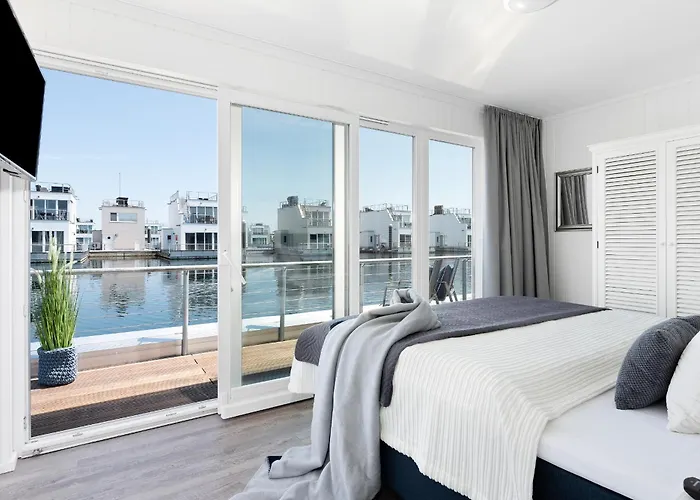 Harbour View Marina: Dachterrasse, Meerblick, Sauna, Bootsanleger Olpenitz