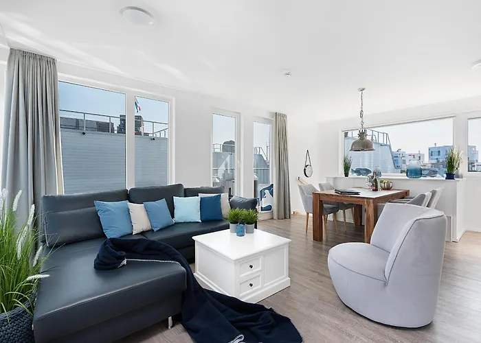 Harbour View Marina: Dachterrasse, Meerblick, Sauna, Bootsanleger *